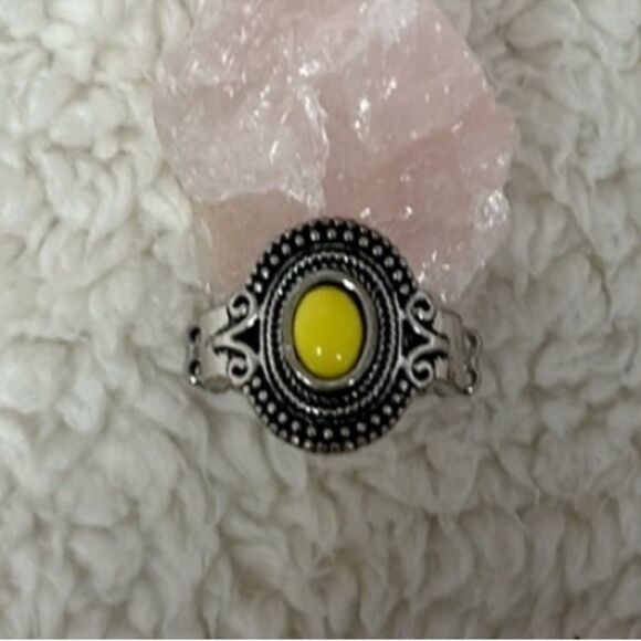Yellow Silver Tone Expandable Ring - Picture 1 of 13